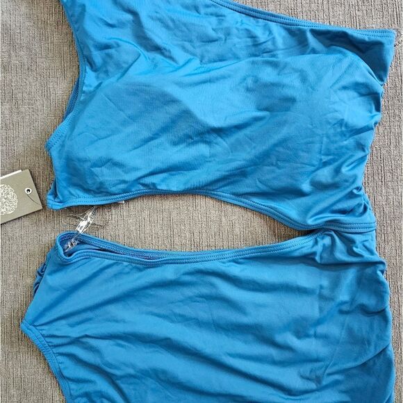 Vince Camuto Azure Blue Asymmetric knotted neck cut out side swimsuit Sz 10 - Picture 3 of 10